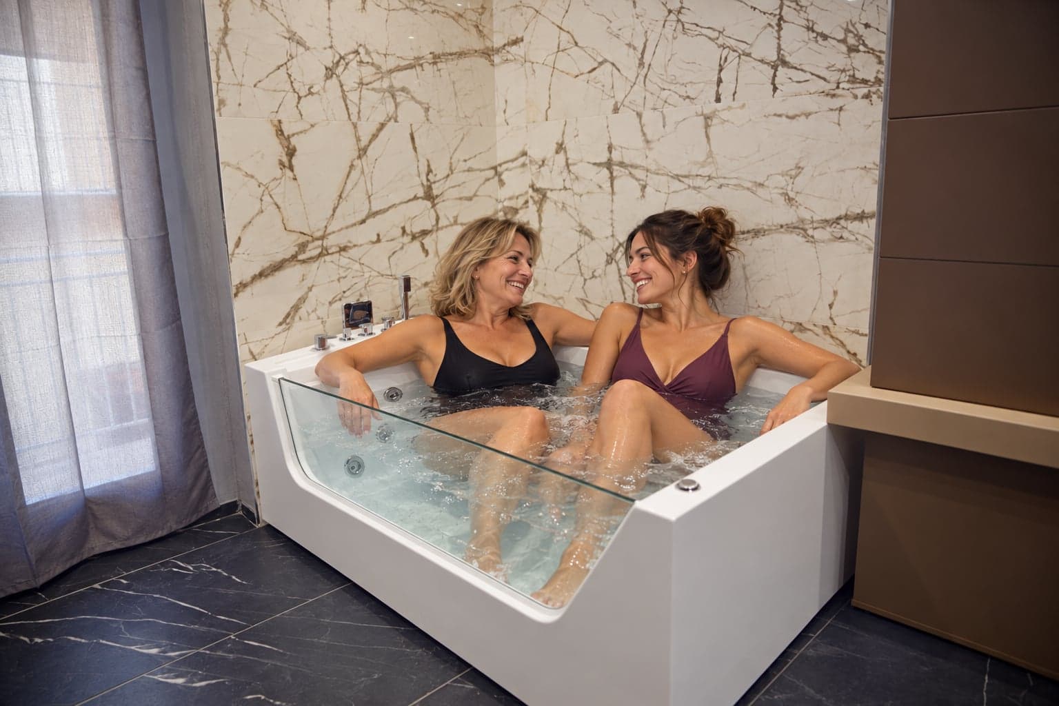 Mamma e figlia adulta nella jacuzzi Passion — immagine illustrativa AI